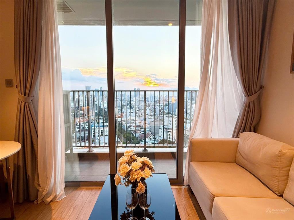 Bán căn hộ view trực diện biển mỹ khê 1 pn  solie ánh dương