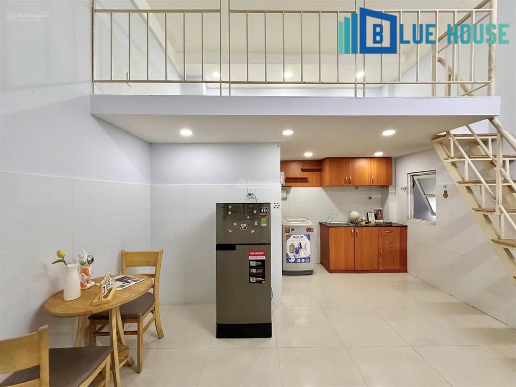 Cho thuê phòng trọ sinh viên  gác cao  rộng rãi  thoáng mát  nằm gần đại học văn hiến