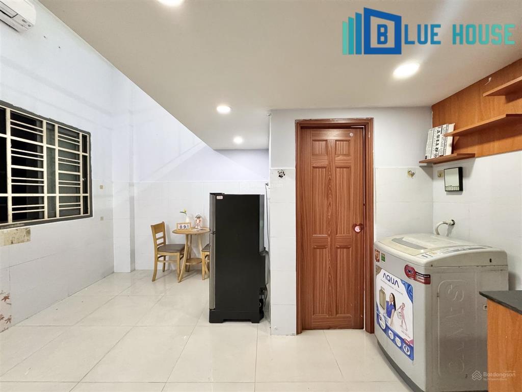 Cho thuê phòng trọ sinh viên  gác cao  rộng rãi  thoáng mát  nằm gần đại học văn hiến