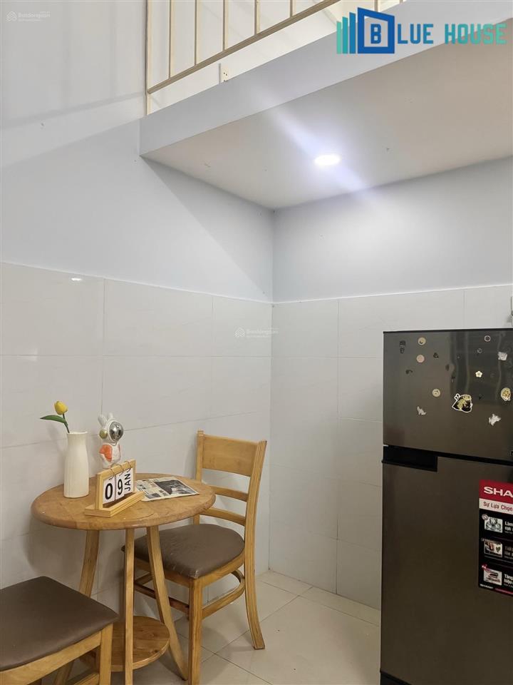 Cho thuê phòng trọ sinh viên  gác cao  rộng rãi  thoáng mát  nằm gần đại học văn hiến