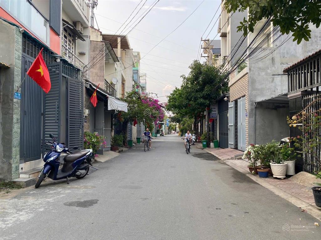Thiện chí bán đất 63m², sổ riêng, hẻm đường gò cát, phường phú hữu, quận 9, giá chỉ 3 tỷ 9