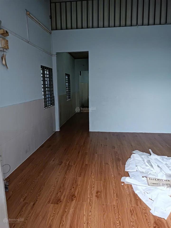 Thiện chí bán nhà 3pn2wc, 1 trệt 1 lửng cách trường cao đẳng gtvt 500m, sổ riêng giá 4 tỷ 980