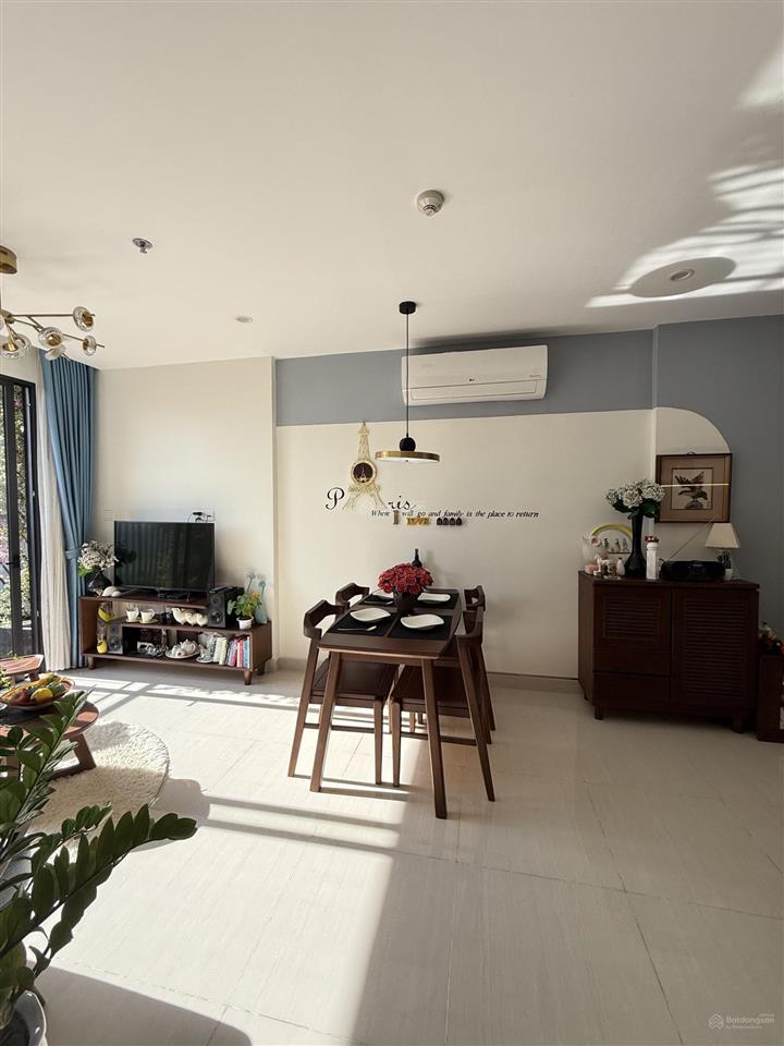 Chính chủ bán căn sổ riêng 2pn1wc tòa s203 vinhomes grand park view hồ bơi có nội thất giá 2 tỷ 930