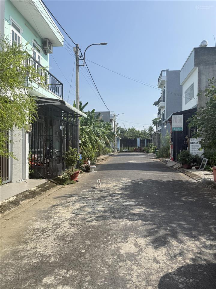 Đất 140m2 kế trường đh luật phường long phước, tp hồ chí minh xây nhà trọ cho thuê giá nhỉnh 4 tỷ
