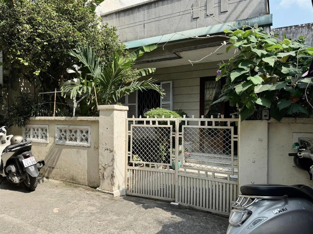 Bà ngoại bán nhà chia tài sản cho con cháu làm ăn 165m2 trung tâm bình thạnh chỉ 22,7 tỷ