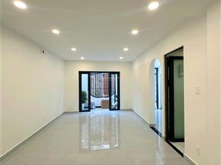 Nhà quận 4 gần 68m2 đất chỉ 7,8 tỷ mới hoàn toàn ở ngay trước tết  0939 513 ***