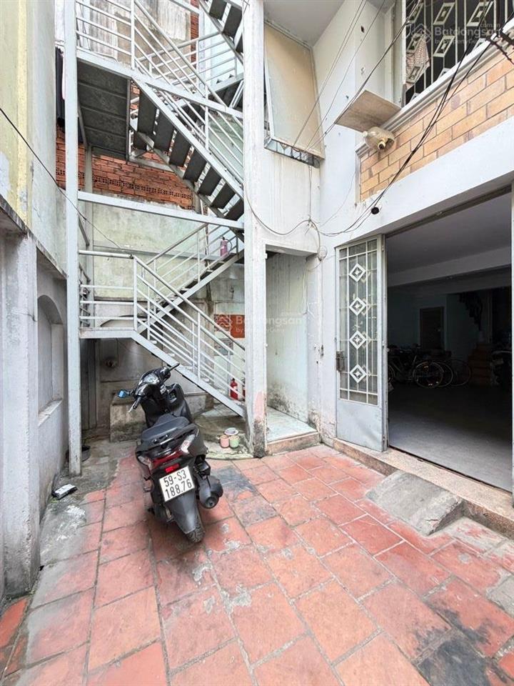 Toà nhà chdv 11phòng cho thuê ngay trung tâm bình thạnh đang khai thác giá 9,5tỷ