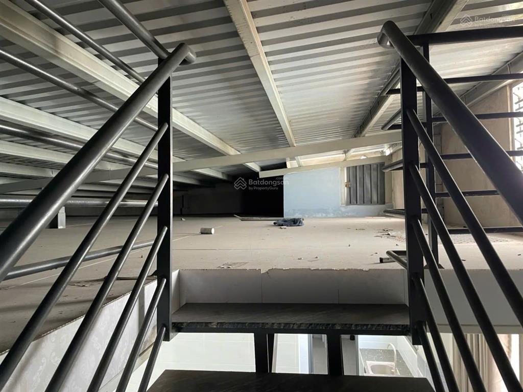 Bán nhà đẹp đường trần văn mười, hóc môn dt 110m2 4 tầng + sân thượng chỉ 8.3 tỷ, 0939 513 ***