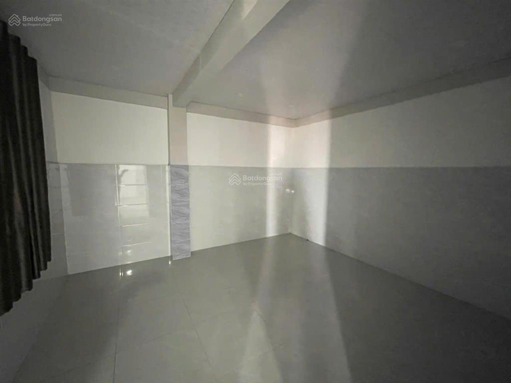 Bán nhà đẹp đường trần văn mười, hóc môn dt 110m2 4 tầng + sân thượng chỉ 8.3 tỷ, 0939 513 ***