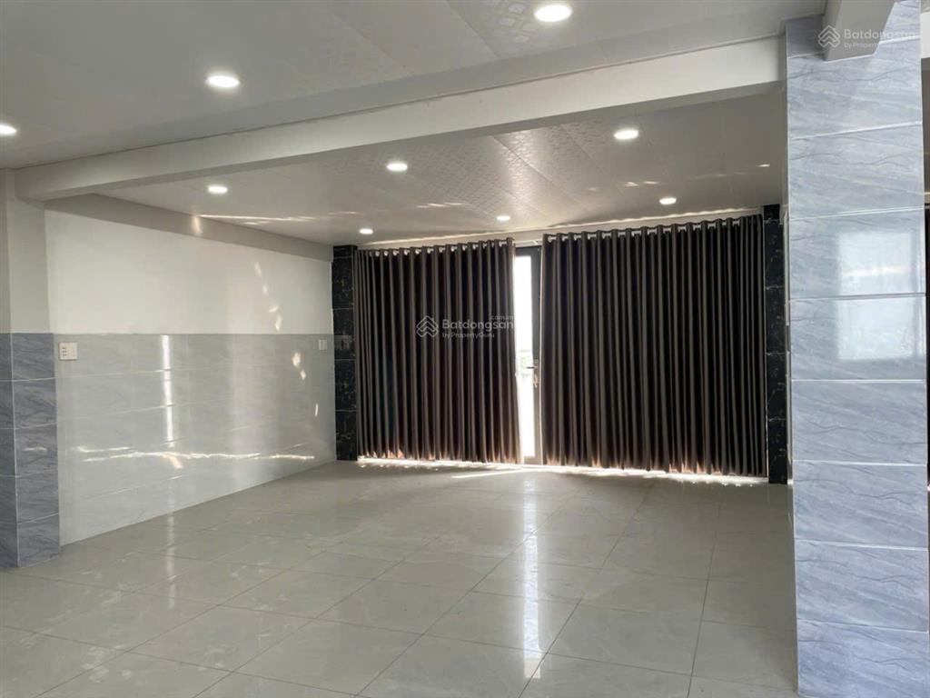 Bán nhà đẹp đường trần văn mười, hóc môn dt 110m2 4 tầng + sân thượng chỉ 8.3 tỷ, 0939 513 ***