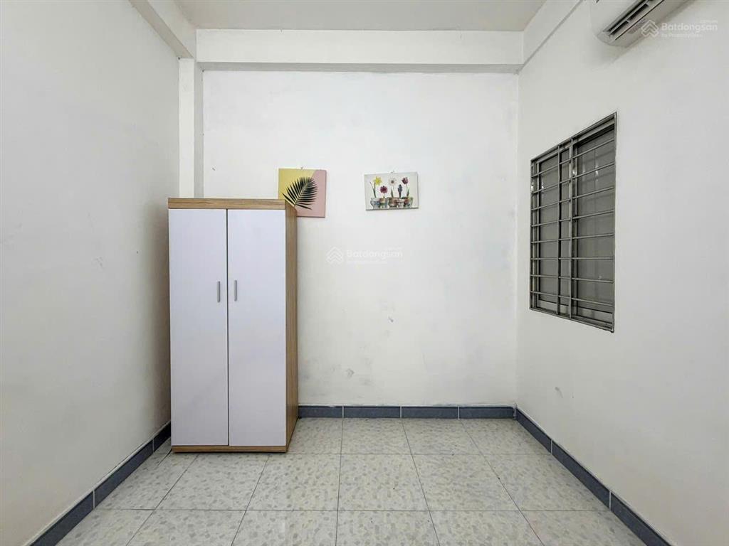 Không có căn so sánh chỉ nhích 12tỷ  toà nhà 6.5 tầng  8 chdv  p.26 bình thạnh 0939 513 ***