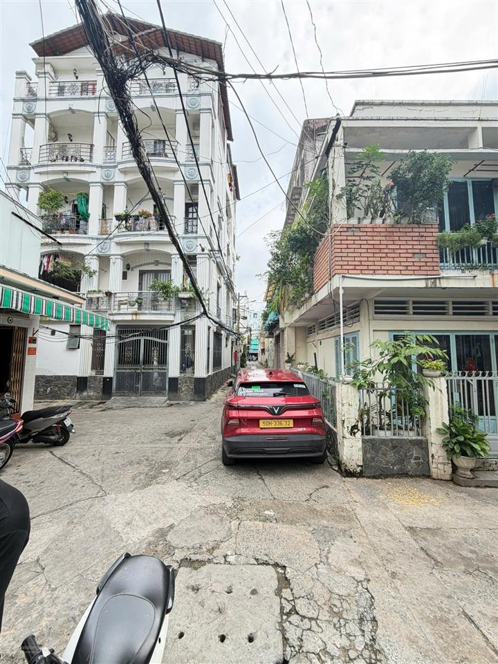 Bán nhà hẻm xe hơi sát mặt tiền ngay chợ bà chiểu, bình thạnh  90m² nở hậu 6,3m  chỉ 8.7 tỷ