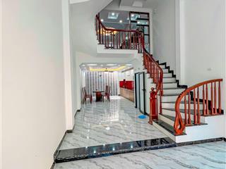 Bán nhà đông mỹ, thanh trì, 55m2 x 5 tầng, nhà mới, full nội thất, giá 6,5 tỷ