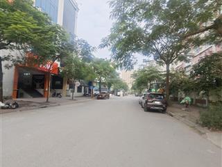 Đấu giá tứ hiệp, phân lô, vỉa hè, ô tô tránh, kinh doanh, 73m2, sổ đỏ hoa hậu, giá 19,8 tỷ