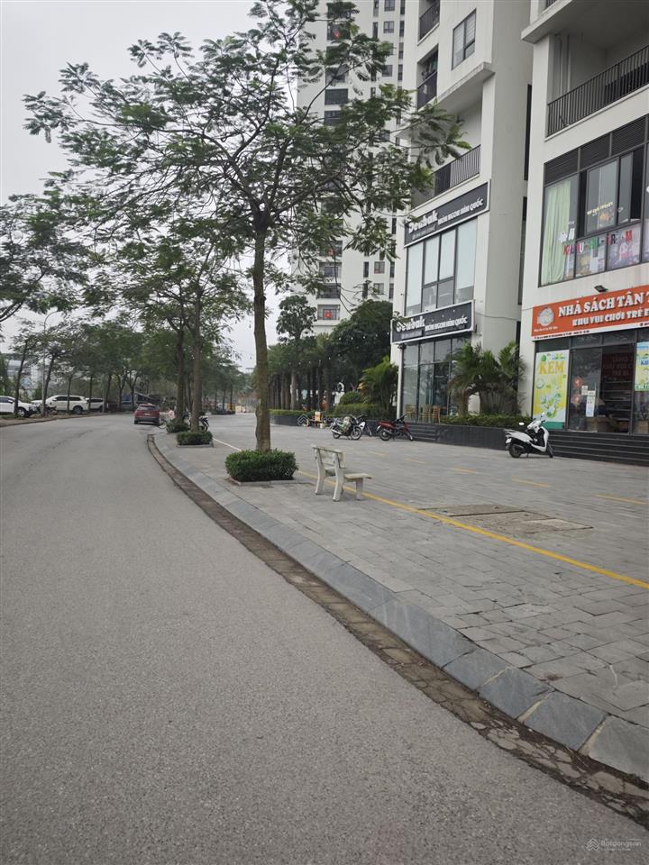 Tái định cư  đấu giá tứ hiệp, 73m2, vỉa hè, kinh doanh, ô tô tránh, sổ đỏ hoa hậu, giá 19,3 tỷ