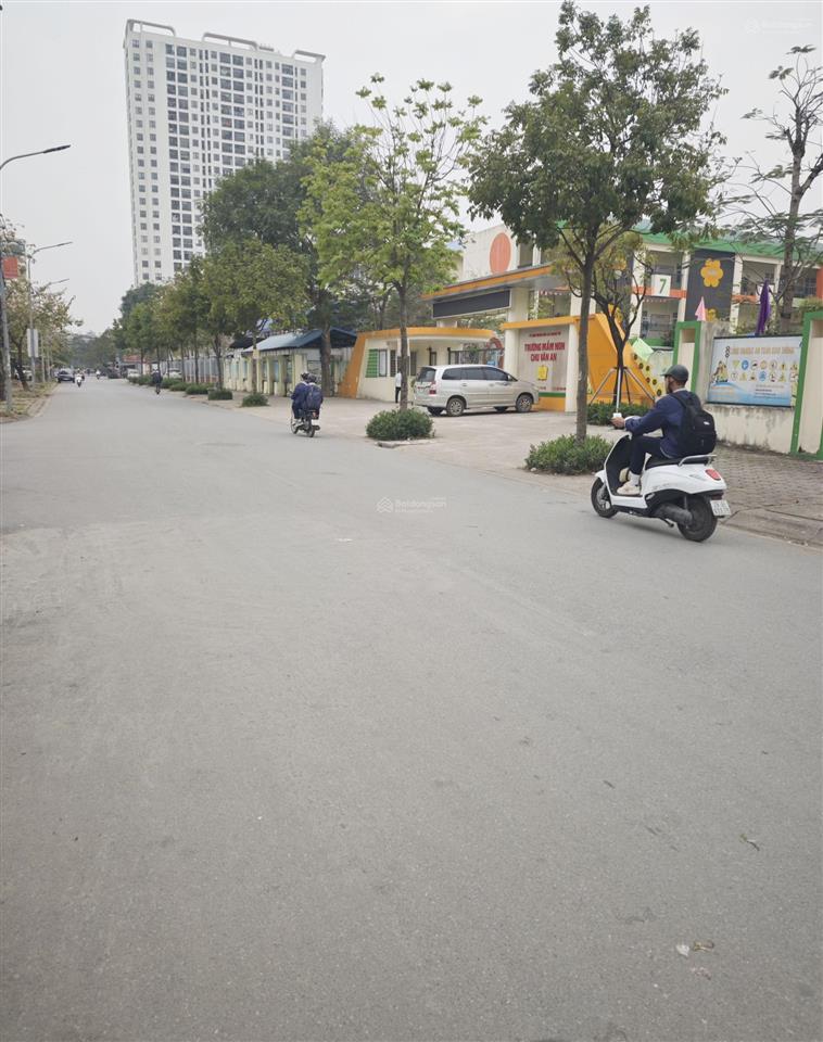 Hiếm ! bán mảnh đất tái định cư tứ hiệp, 40m2, vỉa hè, kinh doanh, ô tô tránh, giá 10,8 tỷ