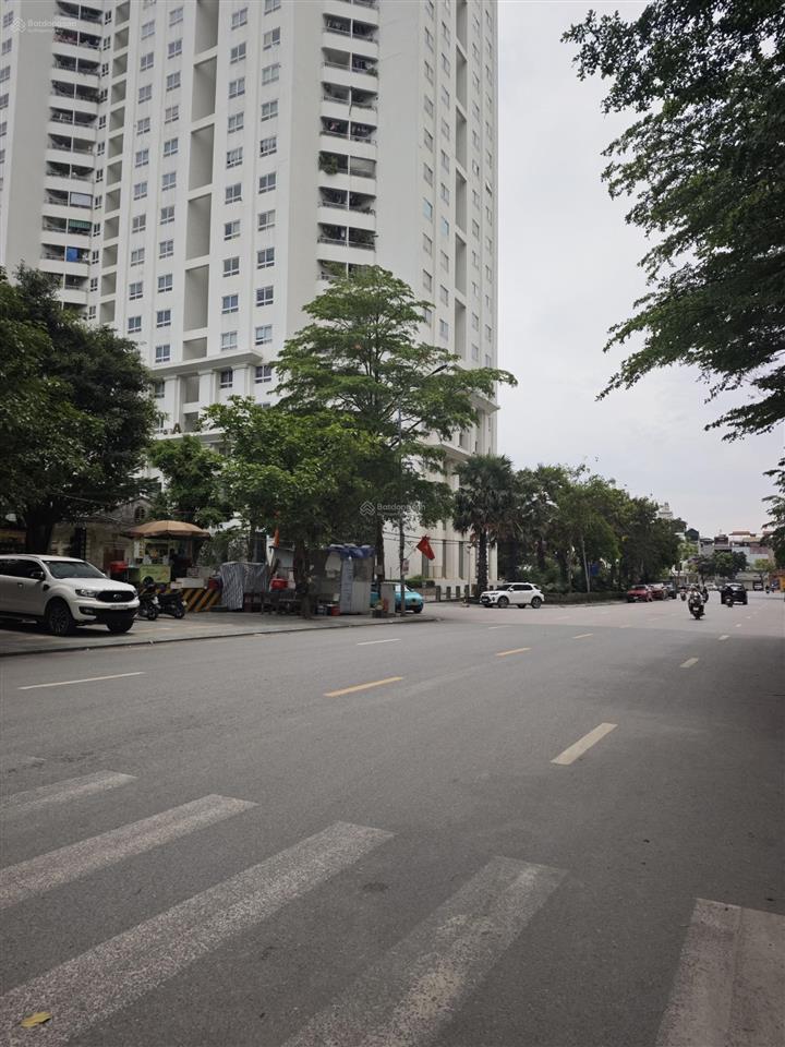 Bán 75m2 đất tái định cư, đấu giá tứ hiệp, lô góc, vỉa hè, kinh doanh, ô tô tránh, giá 19 tỷ