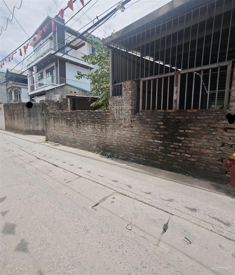 Bán mảnh đất 400m2 tại liên ninh, thanh trì, đường thông, ô tô tránh, sổ đỏ siêu đẹp, giá 40 tỷ