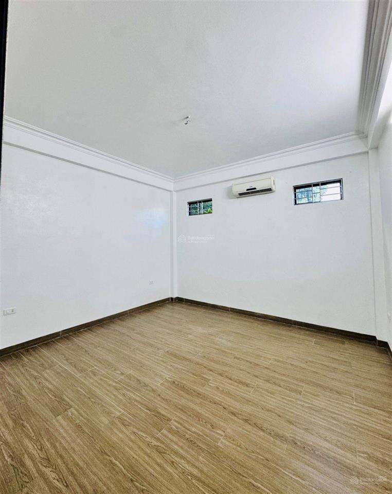 Bán nhà đông mỹ, thanh trì, 66m2, 3 tầng, dân tự xây, full nội thất, giá chỉ 5.5 tỷ