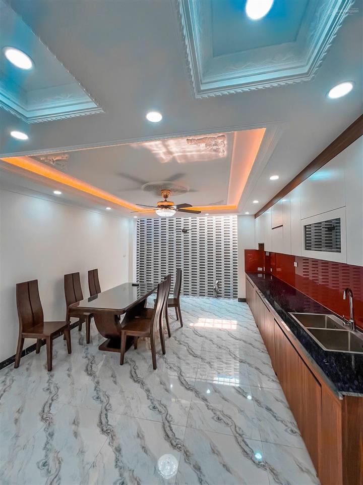 Chỉ 5,x tỷ, nhà đẹp đông mỹ, thanh trì 55m2, 5 tầng full nội thất, tiện ích, ở ngay