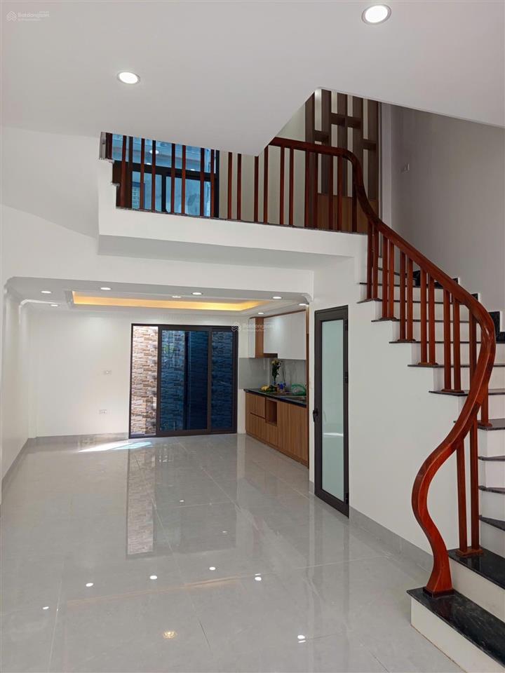 Bán nhà mới, xây độc lập tại thôn 1 đông mỹ 60m2, 5 tầng, sổ đỏ riêng, giá 7 tỷ