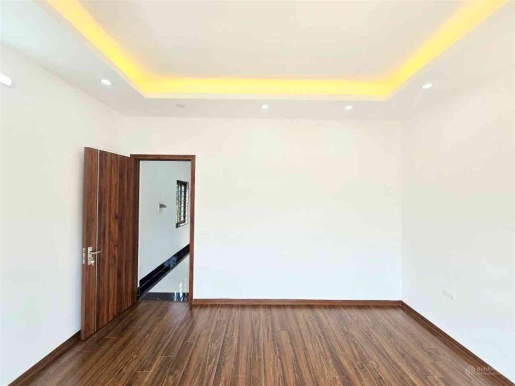 Bán nhà đông mỹ, thanh trì 48m2, 4 tầng, xây mới, độc lập, giá 4.8 tỷ