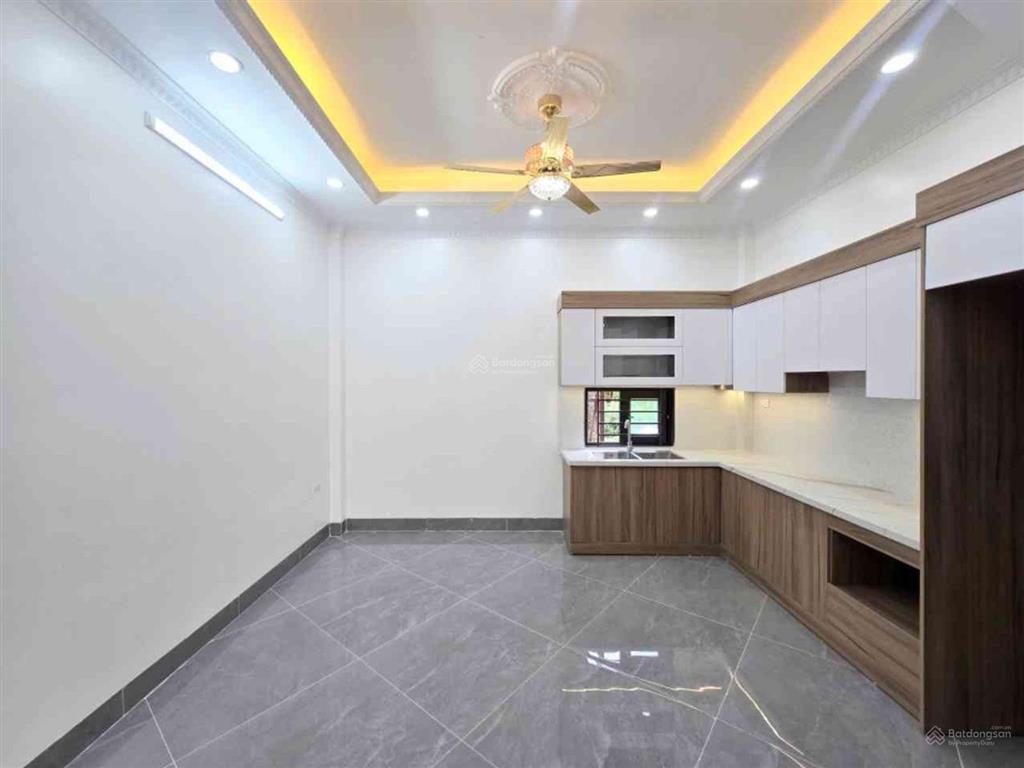 Bán nhà đông mỹ, thanh trì 48m2, 4 tầng, xây mới, độc lập, giá 4.8 tỷ