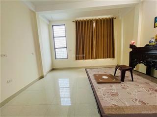 Bán nhà dân xây 3 tầng, 50m2 tại đông mỹ, thanh trì, giá 3.8 tỷ, sổ đỏ vuông đẹp