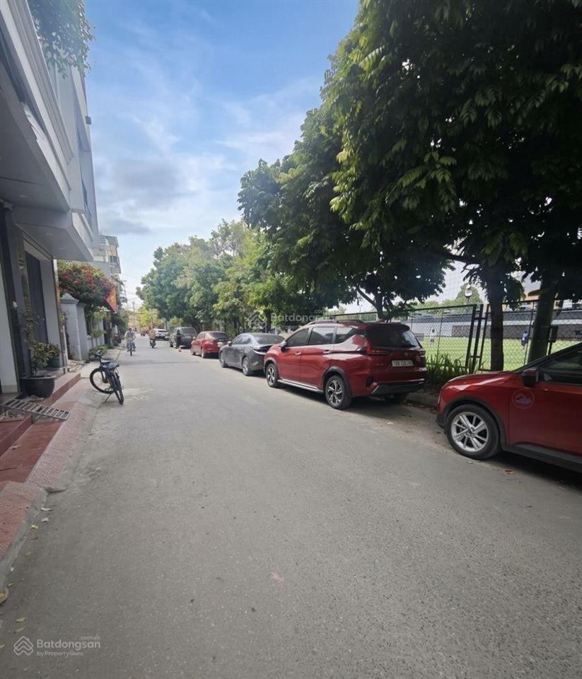 7 chỗ vào đất, đường thông  59m2 tại trung tâm đông mỹ  thanh trì cần bán gấp, giá 5.8 tỷ