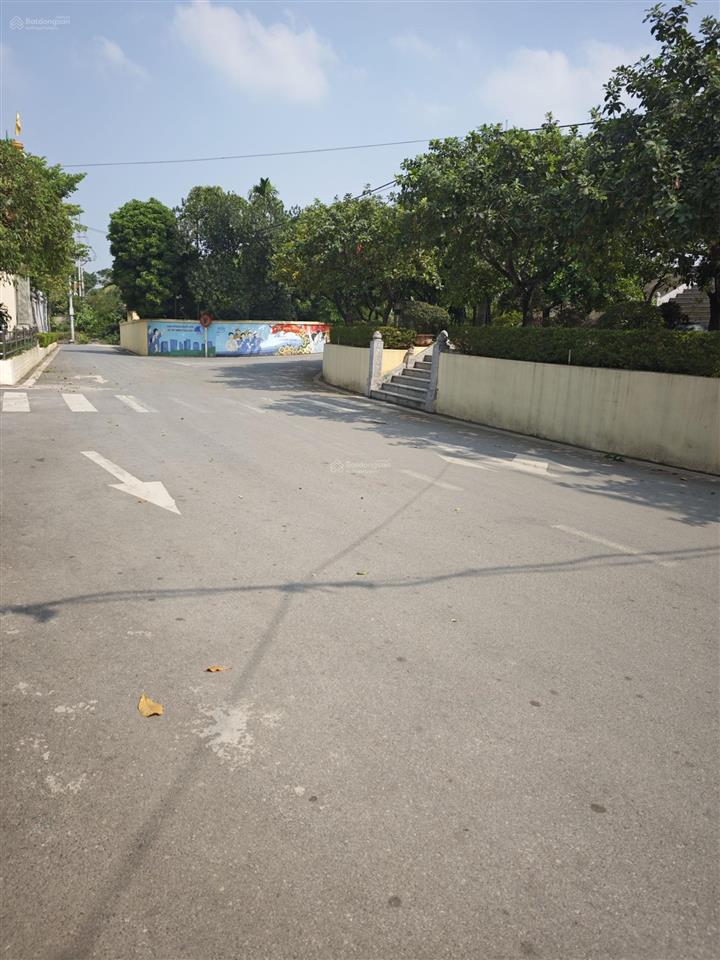 Bán mảnh đất thôn 3 vạn phúc (trong đê) 83m2, sổ đỏ riêng, ngõ ô tô, giá 5 tỷ