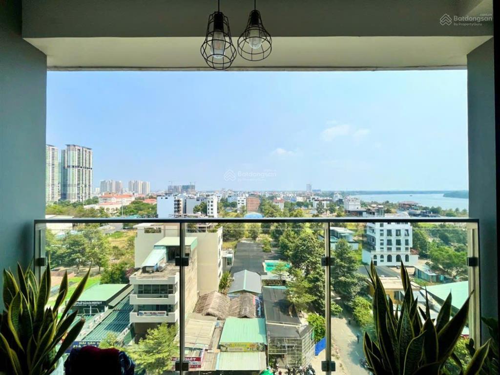 Cho thuê căn 2pn lầu cao view sông đông nam  21 triệu/th  one verandah