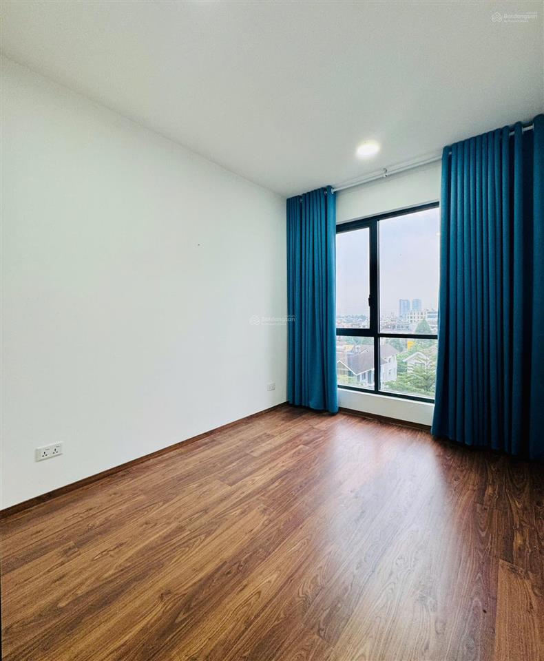 Đã có sổ hồng, bán căn 2pn view hướng mát, giá tốt 7.6 tỷ all in  one verandah