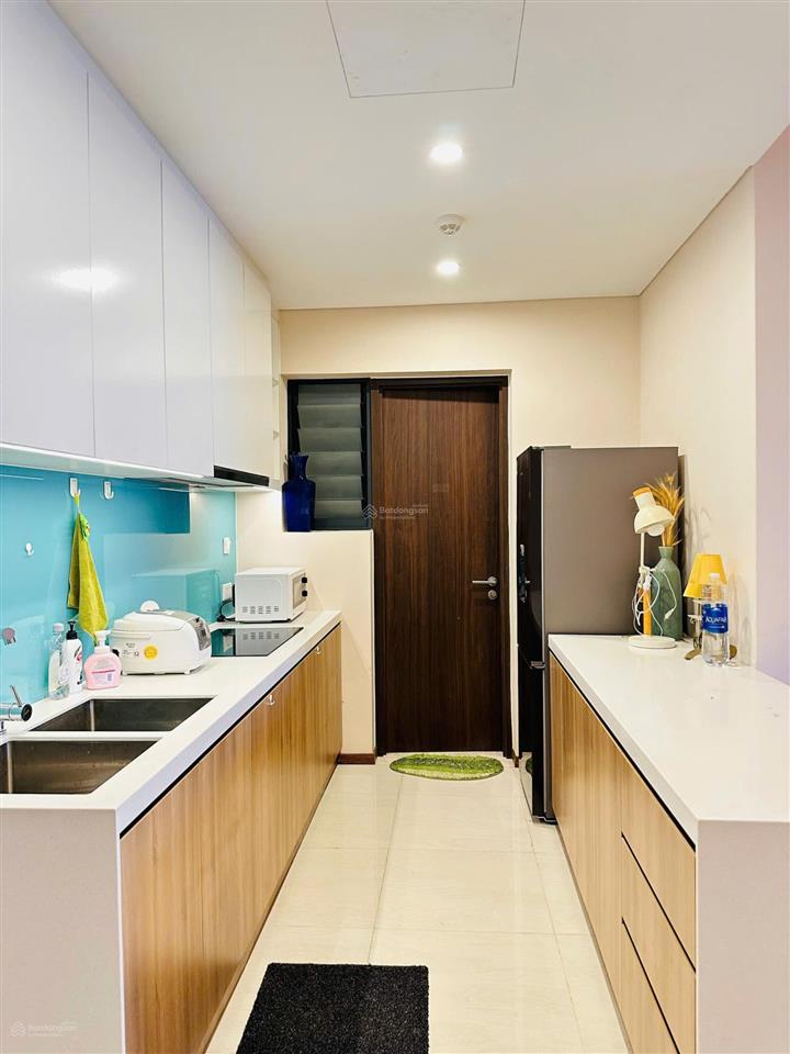 Bán căn 2pn one verandah giá chỉ 8.3 tỷ, view sông q1. sẵn hđ thuê dài hạn cho khách đầu tư