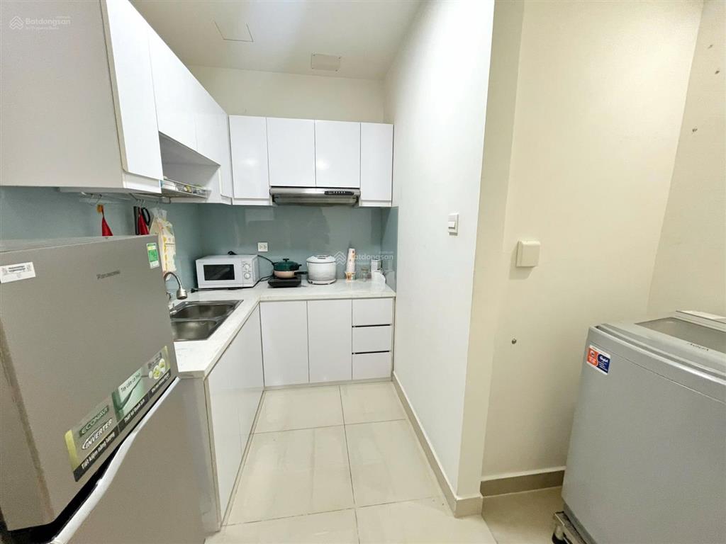 Sổ hồng sẵn. bán căn 1pn full nội thất đẹp giá 5 tỷ all in, sẵn hđ thuê giá cao cho khách đầu tư