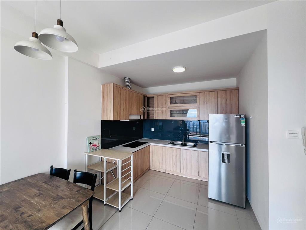 Cho thuê căn 2pn full nội thất đẹp view sông, giá chỉ 18 triệu  the sun avenue