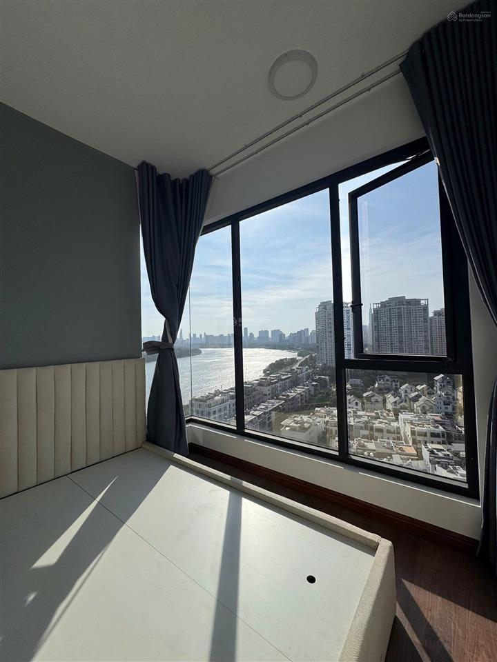 One verandah  cho thuê 3pn full nội thất mới 100%, tầng cao view sông chill