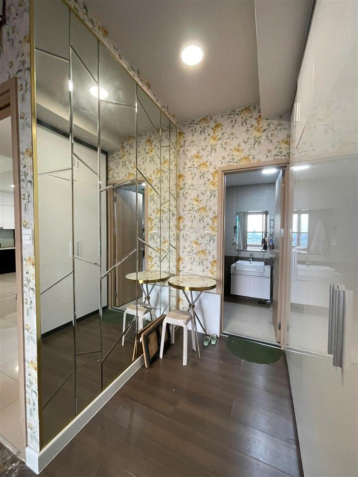 Cho thuê 2pn full nội thất đẹp lầu cao view landmark 81 chill, giá chỉ 18,5 tr/th  the sun avenue