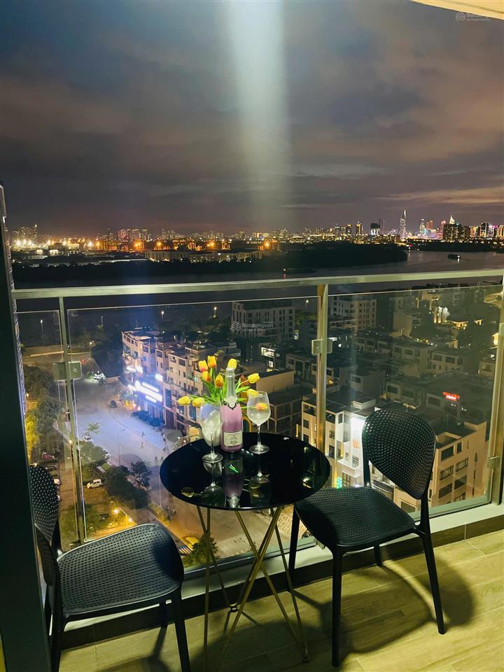 Bán căn 3pn lầu cao, view trực diện sông tây nam  one verandah [spa]