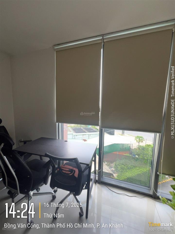 The sun avenue  cho thuê căn góc officetel 2 mặt kính riêng tư, giá chỉ 12,5 triệu/th