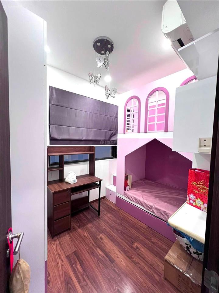 Bán nhanh trong t8, căn 2pn view sông q1 có gu  one verandah  7,75 tỷ bao hết thuế phí sang tên