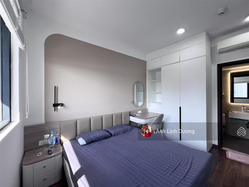 Nội thất mới 100%, cho thuê nhanh căn 2pn tháp soliel, view trực diện sông sài gòn  one verandah