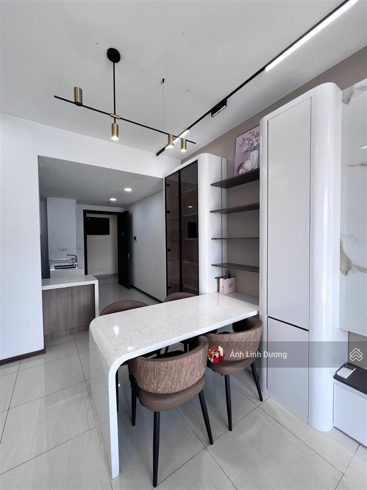 Nội thất mới 100%, cho thuê nhanh căn 2pn tháp soliel, view trực diện sông sài gòn  one verandah