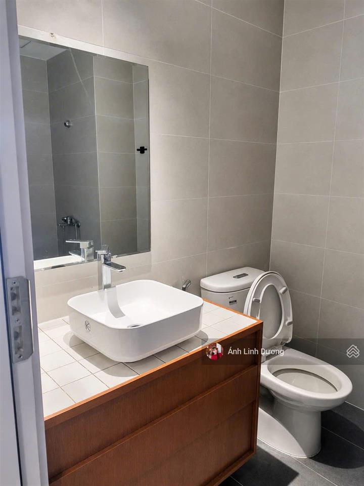 The sun avenue  trống sẵn cho thuê căn officetel văn phòng, mặt tiền 28 mai chí thọ, q2