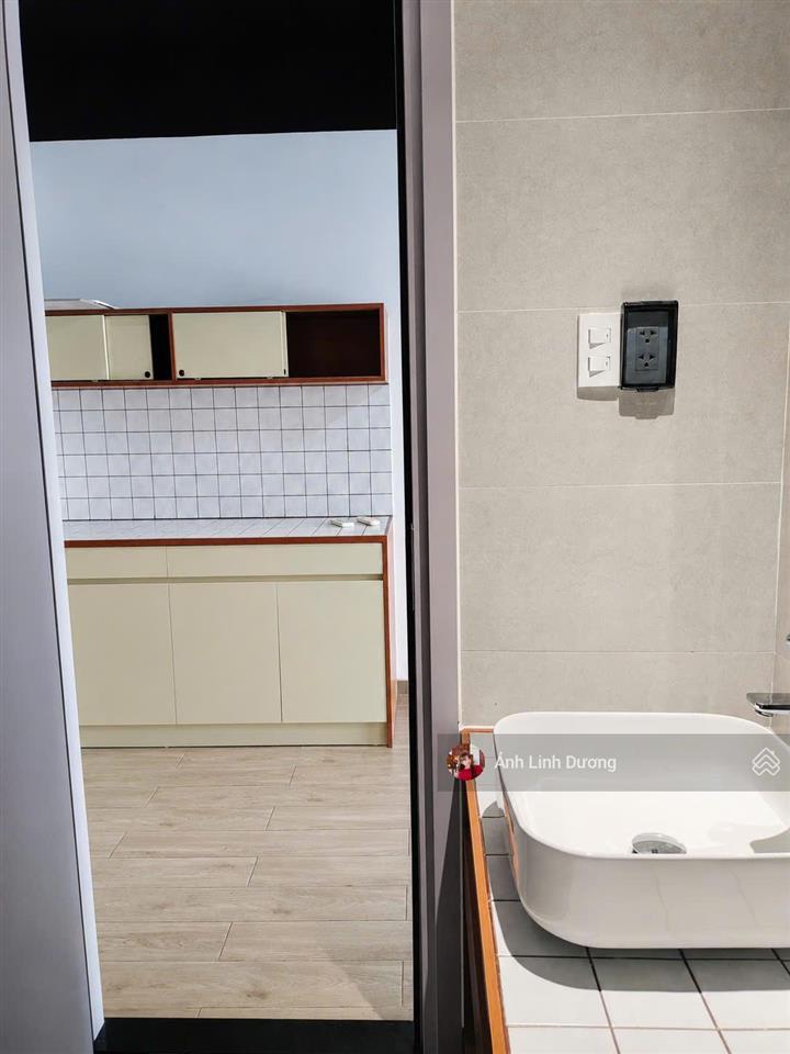 The sun avenue  trống sẵn cho thuê căn officetel văn phòng, mặt tiền 28 mai chí thọ, q2