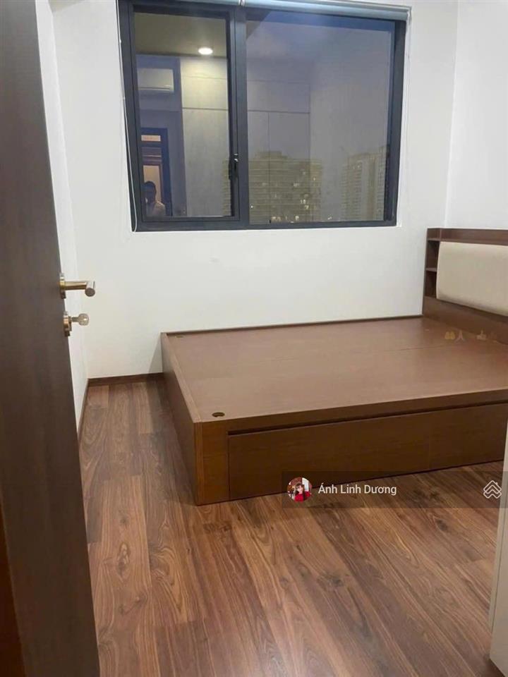 Cho thuê căn 2pn giá tốt  chỉ 18 tr/th  one verandah, bàn giao full nội thất như hình