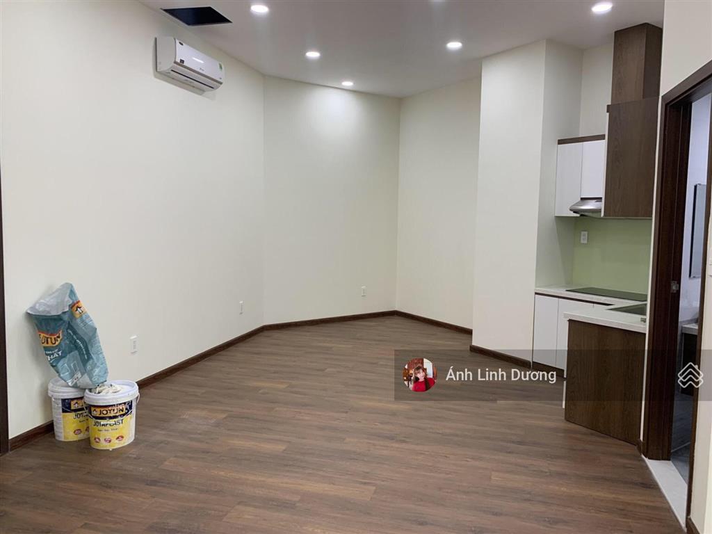 Bán officetel 48m2 giá chỉ 4.05 tỷ bao hết  the sun avenue. sẵn sổ hồng lâu dài