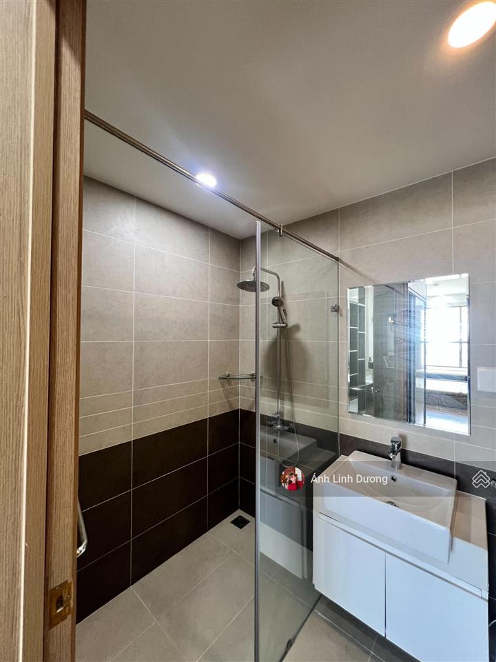 Cho thuê căn 2pn nhà đẹp view đảo kim cương  the sun avenue, trống sẵn vào ngay