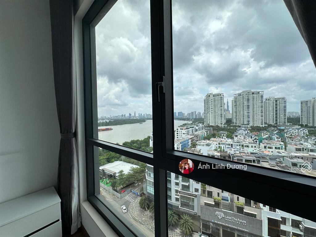 Bán căn 2pn lầu cao view sông q1, giá tốt 8,1 tỷ bao, sổ sẵn  one verandah