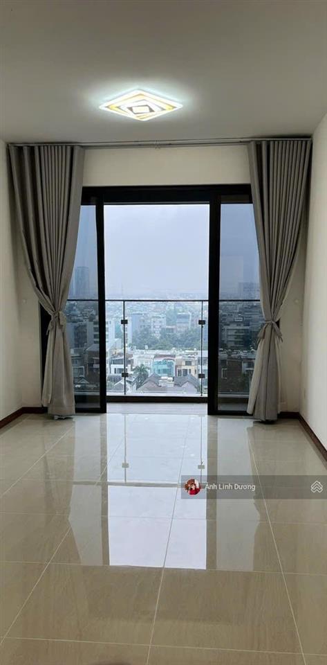 One verandah  bán căn 2pn giá tốt  7,6 tỷ bao hết, không có căn thứ 2. sổ hồng sẵn