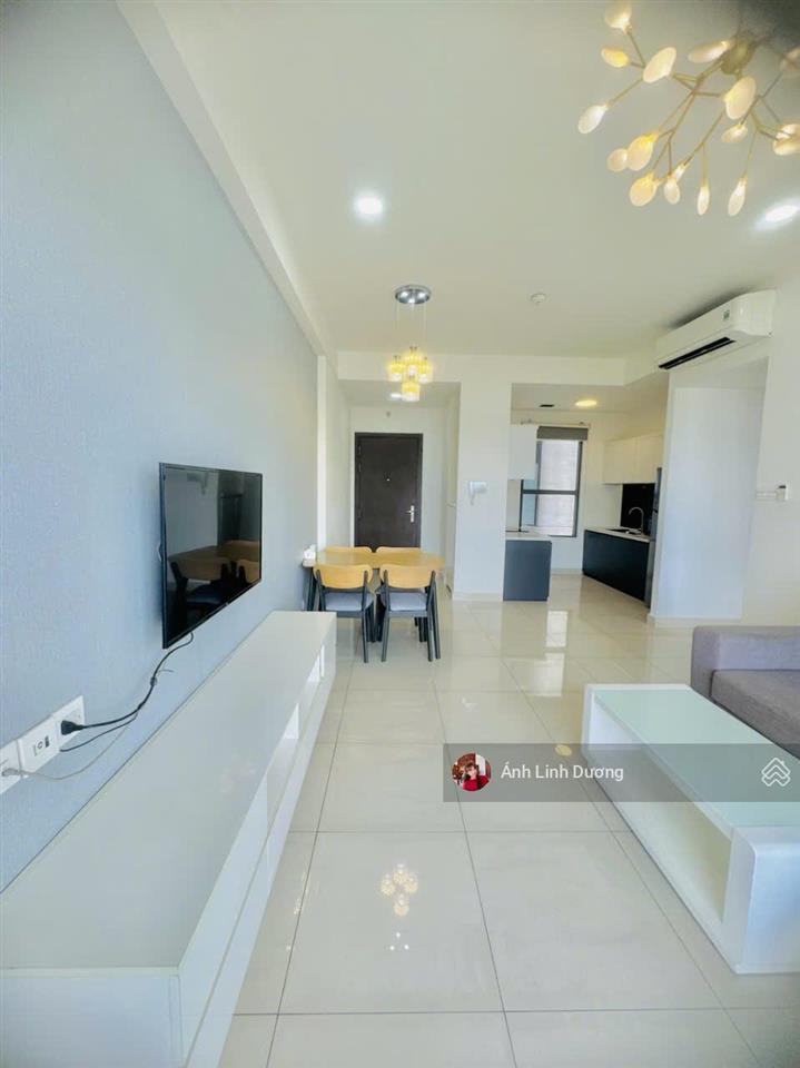 Cho thuê căn góc 3pn, tháp trung tâm s5  the sun avenue giá chỉ 21 triệu, trống sẵn vào ngay